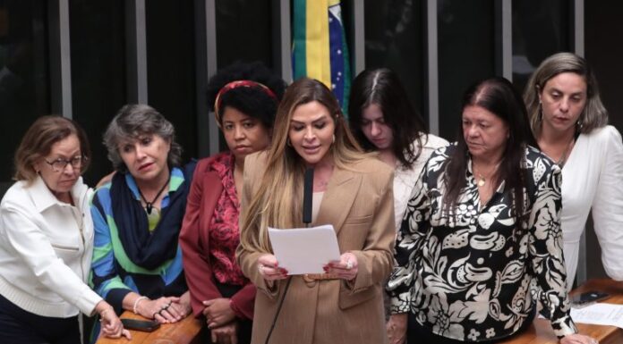 Câmara aprova pena de prisão de até 40 anos para crime de homicídio vicário Câmara aprova pena de prisão de até 40 anos para crime de homicídio vicário