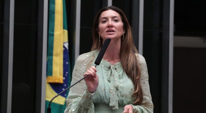 Câmara aprova projeto que cria o Dia da Autoestima da Mulher Brasileira Câmara aprova projeto que cria o Dia da Autoestima da Mulher Brasileira