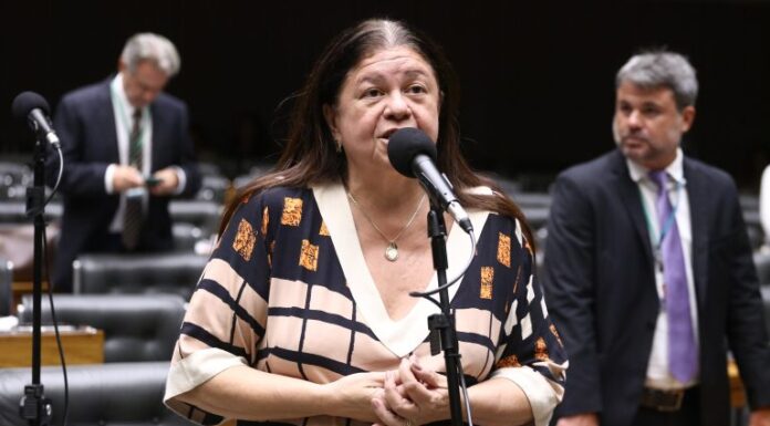 Câmara aprova projeto que restringe divulgação de imagens de vítimas de crime ou de acidente Câmara aprova projeto que restringe divulgação de imagens de vítimas de crime ou de acidente