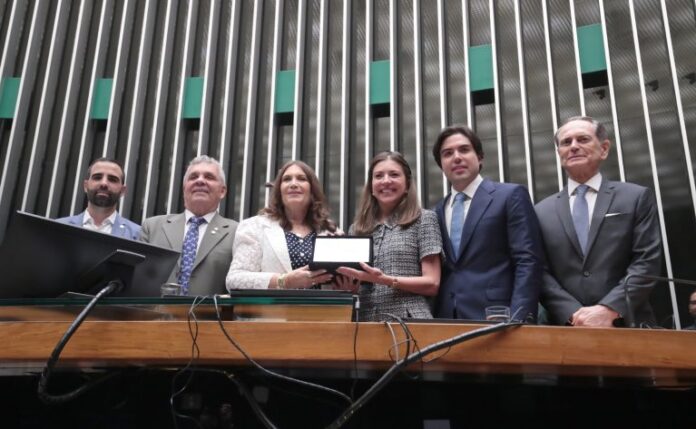 Câmara celebra aniversário de Brasília e destaca papel da capital na democracia