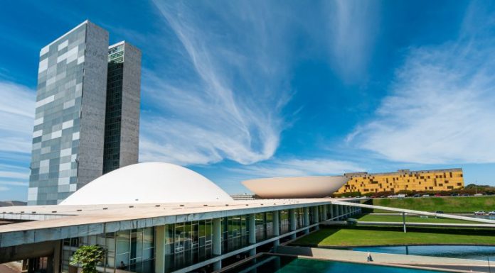 Câmara e Senado lançam programação especial para comemorar os 65 anos de Brasília e do Palácio do Congresso Nacional Câmara e Senado lançam programação especial para comemorar os 65 anos de Brasília e do Palácio do Congresso Nacional