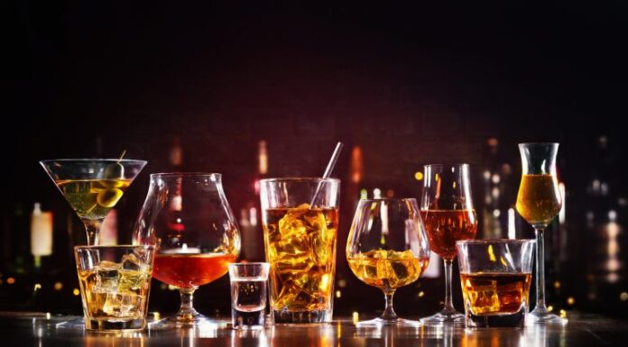 Câmara pode votar projetos da bancada feminina, da falsificação de bebidas e da bagagem aérea Câmara pode votar projetos da bancada feminina, da falsificação de bebidas e da bagagem aérea
