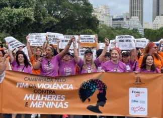 Lula sanciona lei que protege mulheres de violência em bares e shows