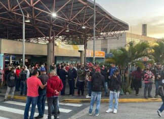 Protesto de motoristas de ônibus afeta 29 linhas no Campo Limpo