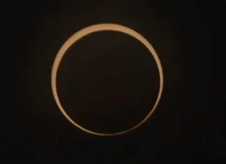 Eclipse total do Sol acontece na segunda; saiba como ver pela internet