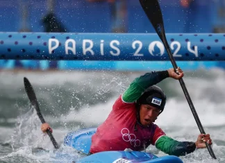 Olimpíada de Paris: Ana Sátila e Pepê avançam no caiaque cross