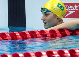 Medalhista paralímpica quebra recorde das Américas de natação