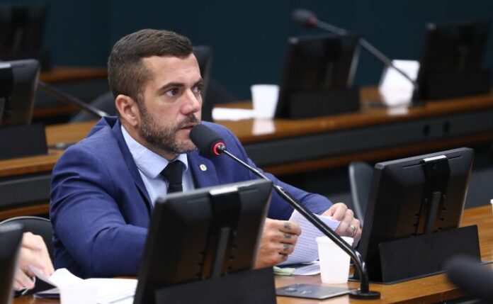 CCJ aprova criminalização de uso de drones por facções CCJ aprova criminalização de uso de drones por facções