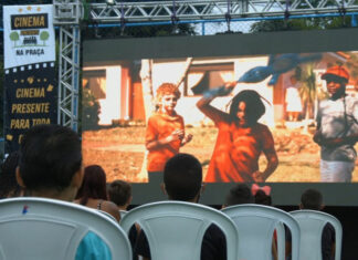 Cinema Presente na Praça encerra ciclo do Dia do Folclore Brasileiro