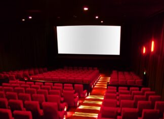 Lei de Cotia garante gratuidade nos cinemas para pessoas idosas