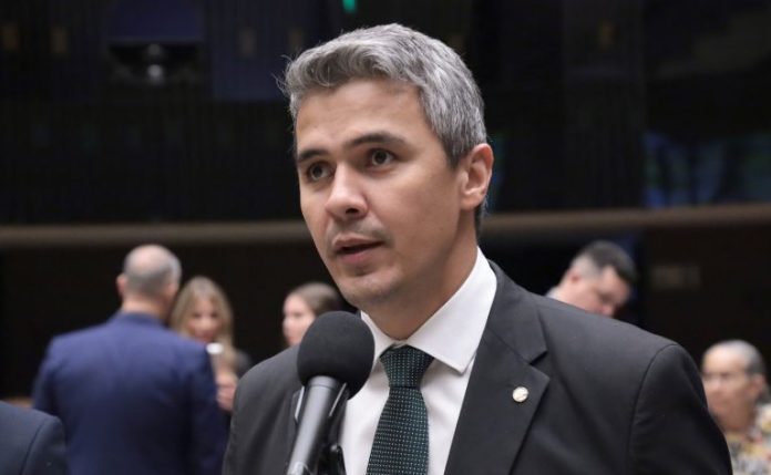 Comissão aprova acessibilidade em páginas de escolas na internet Comissão aprova acessibilidade em páginas de escolas na internet