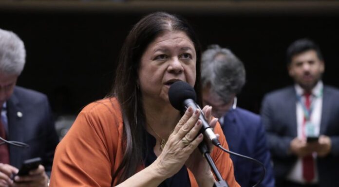 Comissão aprova admissibilidade de PEC que destina 3% das emendas individuais para o esporte Comissão aprova admissibilidade de PEC que destina 3% das emendas individuais para o esporte