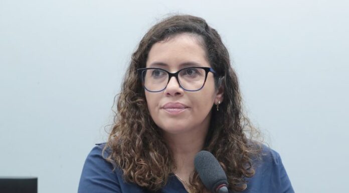 Comissão aprova atuação da Anac em medida contra exploração sexual infantil Comissão aprova atuação da Anac em medida contra exploração sexual infantil