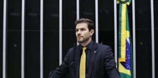 Comissão aprova comparecimento obrigatório de agressor a programa de reeducação Comissão aprova comparecimento obrigatório de agressor a programa de reeducação