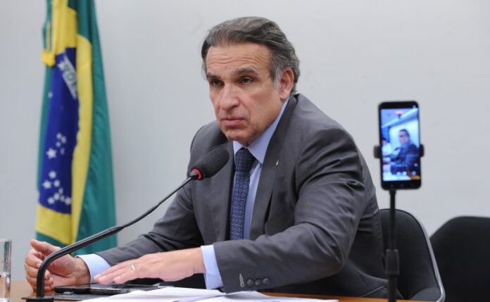 Comissão aprova criação de fundo para equipar a Polícia Rodoviária Federal
