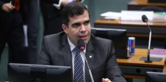 Comissão aprova criação de ‘Orçamento Criança’ para detalhar recursos da primeira infância Comissão aprova criação de 'Orçamento Criança' para detalhar recursos da primeira infância