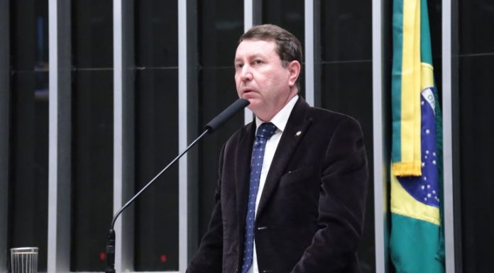 Comissão aprova criação de plataforma para aproximar pequenos municípios e universidades Comissão aprova criação de plataforma para aproximar pequenos municípios e universidades