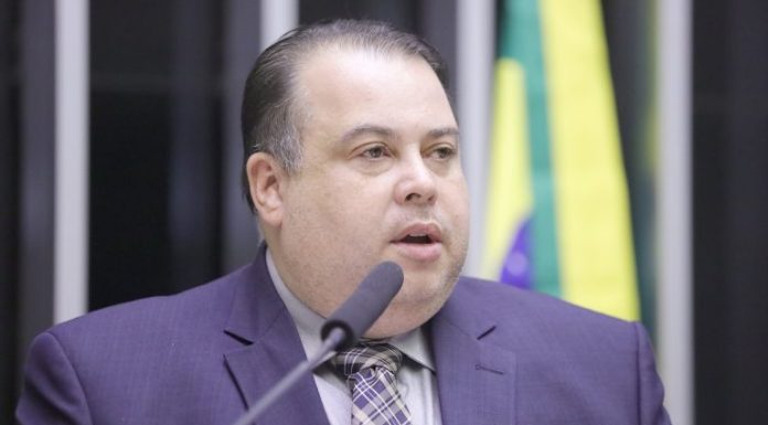 Comissão aprova criação do sistema nacional de difusão de pesquisas científicas Comissão aprova criação do sistema nacional de difusão de pesquisas científicas