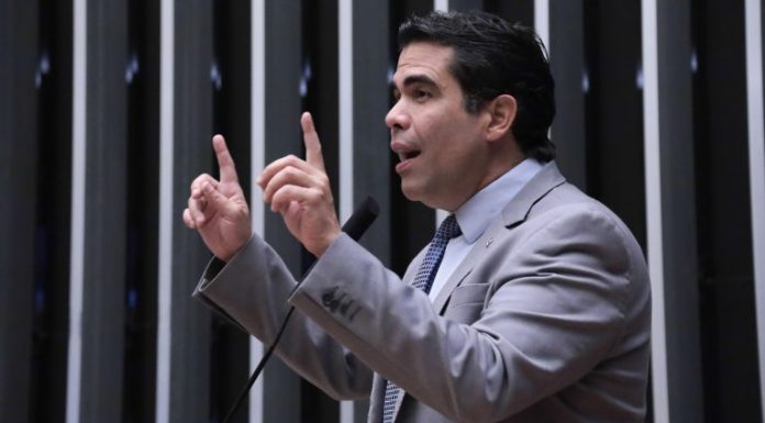 Comissão aprova diretriz de mobilidade urbana para profissionais da educação básica e superior Comissão aprova diretriz de mobilidade urbana para profissionais da educação básica e superior