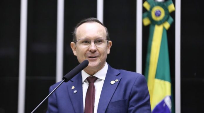 Comissão aprova equiparação de síndrome da pessoa rígida a deficiência Comissão aprova equiparação de síndrome da pessoa rígida a deficiência