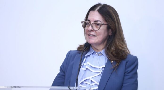 Comissão aprova exame domiciliar para paciente com dificuldade de locomoção Comissão aprova exame domiciliar para paciente com dificuldade de locomoção