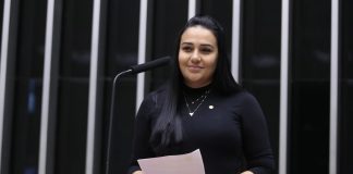 Comissão aprova garantia a pessoas com deficiência ou autismo acesso virtual a serviços públicos Comissão aprova garantia a pessoas com deficiência ou autismo acesso virtual a serviços públicos