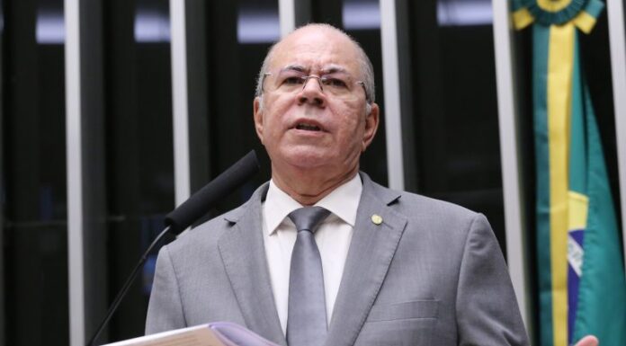 Comissão aprova inclusão de técnicos agrícolas em programa de habitação rural Comissão aprova inclusão de técnicos agrícolas em programa de habitação rural