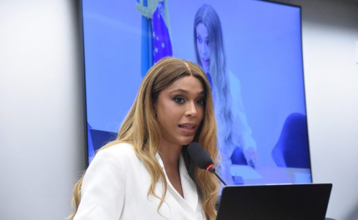 Comissão aprova isenção de tarifa de energia para abrigos de pessoas LGBTQIA+ e minorias Comissão aprova isenção de tarifa de energia para abrigos de pessoas LGBTQIA+ e minorias