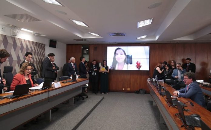 Comissão aprova MP que destina crédito a profissionais do transporte e inclui transporte escolar Comissão aprova MP que destina crédito a profissionais do transporte e inclui transporte escolar