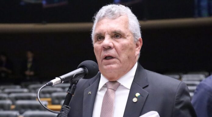 Comissão aprova programa de apoio a produtor rural afetado por desastre climático Comissão aprova programa de apoio a produtor rural afetado por desastre climático
