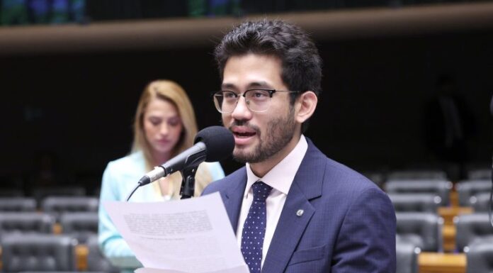 Comissão aprova proibição de “cálculo por dentro” de tributos Comissão aprova proibição de "cálculo por dentro" de tributos