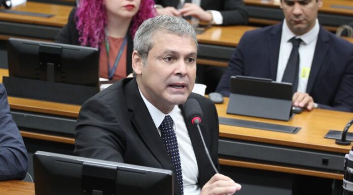 Comissão aprova proibição de leilão e penhora de espaços culturais tombados Comissão aprova proibição de leilão e penhora de espaços culturais tombados