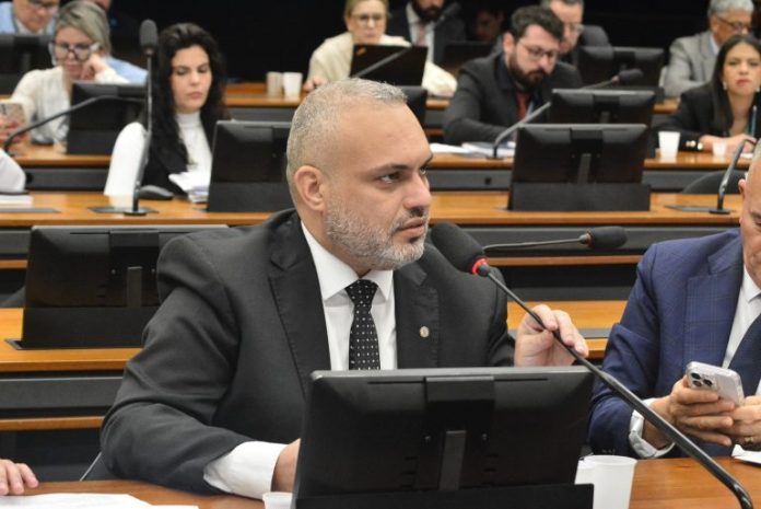 Comissão aprova projeto com penas mais duras para motoristas alcoolizados Comissão aprova projeto com penas mais duras para motoristas alcoolizados