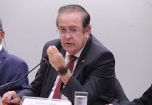Comissão aprova projeto que autoriza extensão de estágio após conclusão de curso superior Comissão aprova projeto que autoriza extensão de estágio após conclusão de curso superior