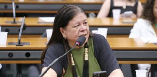 Comissão aprova projeto que desobriga vítima de violência doméstica de pagar pensão ao agressor Comissão aprova projeto que desobriga vítima de violência doméstica de pagar pensão ao agressor