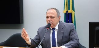 Comissão aprova projeto que destina recursos recuperados de crimes para fundos da pessoa idosa Comissão aprova projeto que destina recursos recuperados de crimes para fundos da pessoa idosa