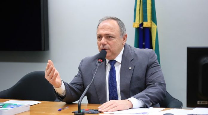Comissão aprova projeto que destina recursos recuperados de crimes para fundos da pessoa idosa Comissão aprova projeto que destina recursos recuperados de crimes para fundos da pessoa idosa