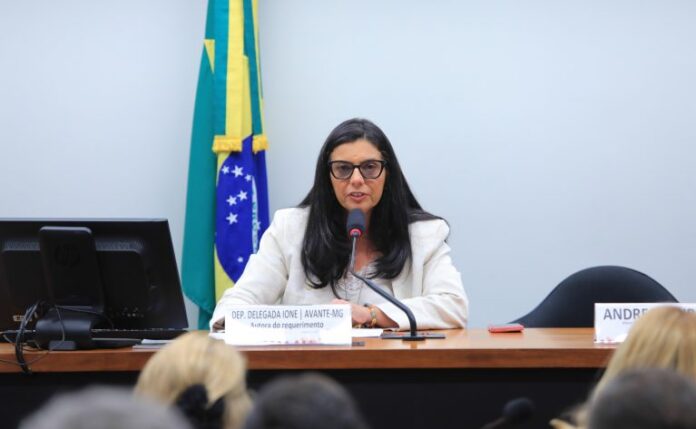 Comissão aprova projeto que facilita concessão de medida protetiva em caso de risco para criança ou adolescente