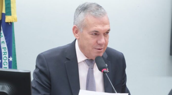 Comissão aprova projeto que inclui turismo como foco orçamentário de política do idoso Comissão aprova projeto que inclui turismo como foco orçamentário de política do idoso