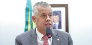 Comissão aprova projeto que não considera vínculo empregatício a ajuda mútua entre produtores rurais Comissão aprova projeto que não considera vínculo empregatício a ajuda mútua entre produtores rurais