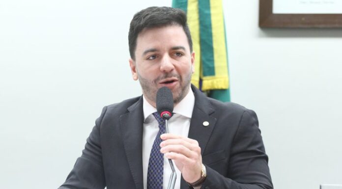 Comissão aprova projeto que obriga poluidor a ressarcir cofres públicos Comissão aprova projeto que obriga poluidor a ressarcir cofres públicos