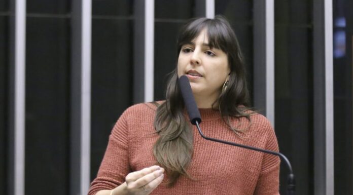 Comissão aprova projeto que prevê mais vagas de estacionamento para pessoa idosa Comissão aprova projeto que prevê mais vagas de estacionamento para pessoa idosa
