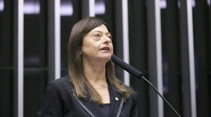 Comissão aprova projeto que prevê pelo menos 20% da propaganda do governo para mídia regional Comissão aprova projeto que prevê pelo menos 20% da propaganda do governo para mídia regional