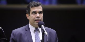 Comissão aprova projeto que prevê política de proteção tarifária para passagens aéreas na Amazônia Legal Comissão aprova projeto que prevê política de proteção tarifária para passagens aéreas na Amazônia Legal
