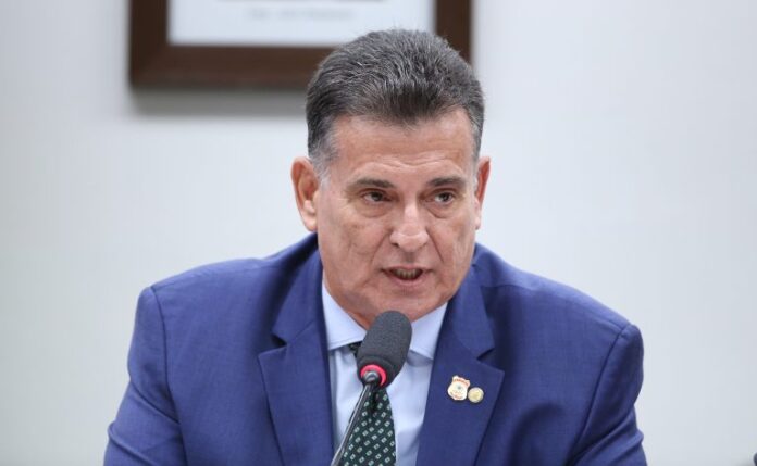 Comissão aprova projeto que proíbe a venda de produtos em presídios