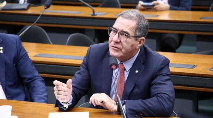 Comissão aprova projeto que prorroga empréstimos do FGTS para Santas Casas Comissão aprova projeto que prorroga empréstimos do FGTS para Santas Casas