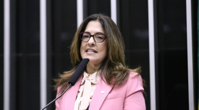 Comissão aprova projeto que renova celebração do Biênio da Primeira Infância do Brasil Comissão aprova projeto que renova celebração do Biênio da Primeira Infância do Brasil