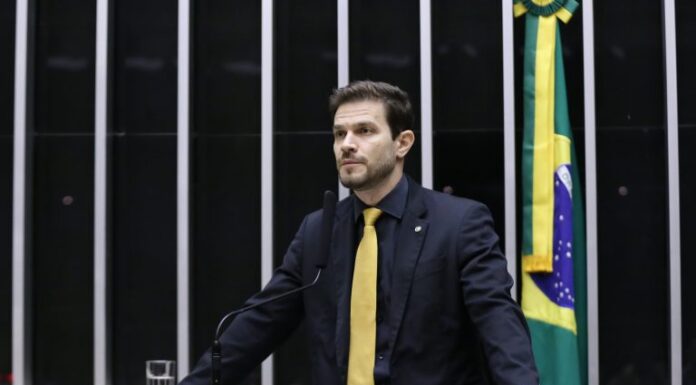 Comissão aprova projeto que tipifica como crime causar sofrimento a pessoa em razão de sua deficiência Comissão aprova projeto que tipifica como crime causar sofrimento a pessoa em razão de sua deficiência