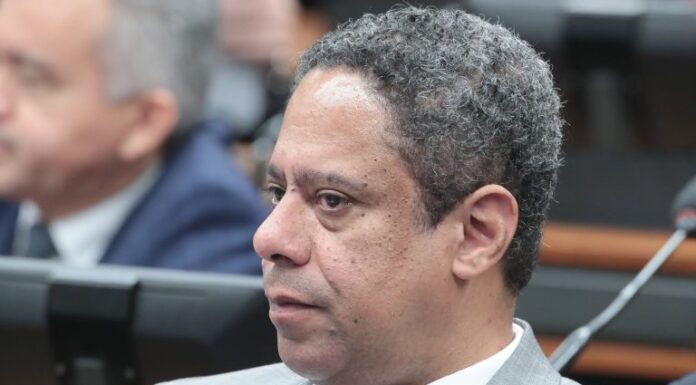 Comissão aprova projeto que torna permanentes os incentivos tributários para o esporte Comissão aprova projeto que torna permanentes os incentivos tributários para o esporte