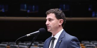 Comissão aprova proposta para regularização de terras ocupadas antes da criação de áreas protegidas Comissão aprova proposta para regularização de terras ocupadas antes da criação de áreas protegidas